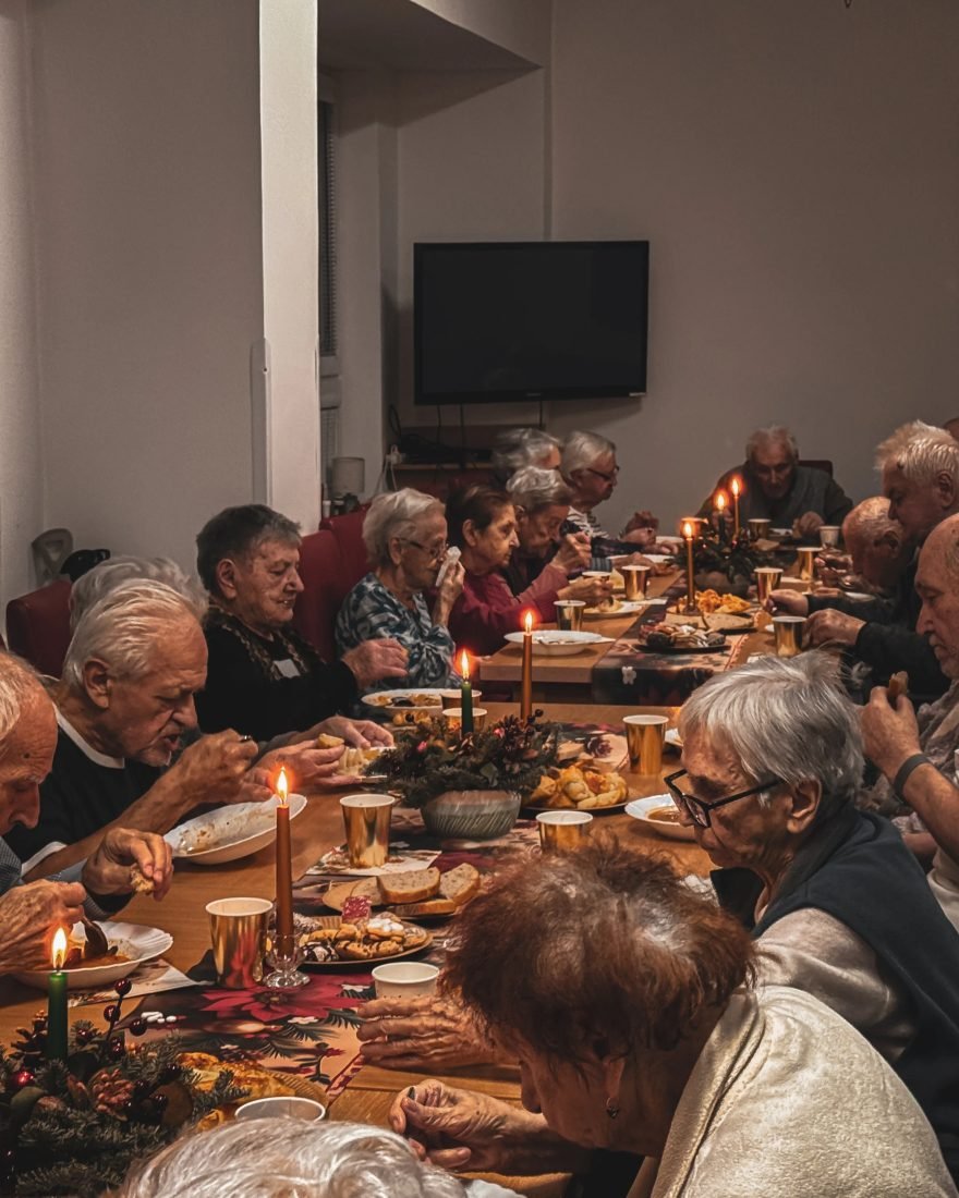 Vianočné seniorské podujatie – fotografia, Daniel Chalupka (9)